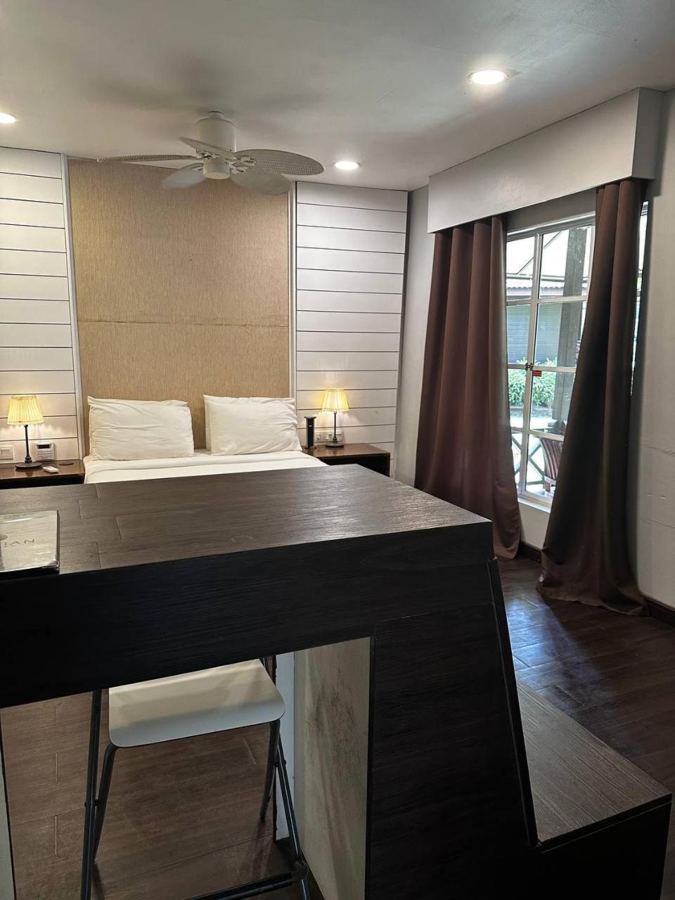 Pir - Resort Perhentian Island Kampong Pasir Hantu Bagian luar foto