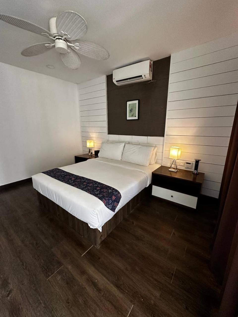 Pir - Resort Perhentian Island Kampong Pasir Hantu Bagian luar foto