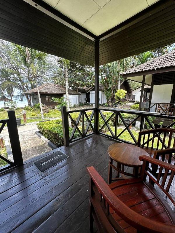 Pir - Resort Perhentian Island Kampong Pasir Hantu Bagian luar foto